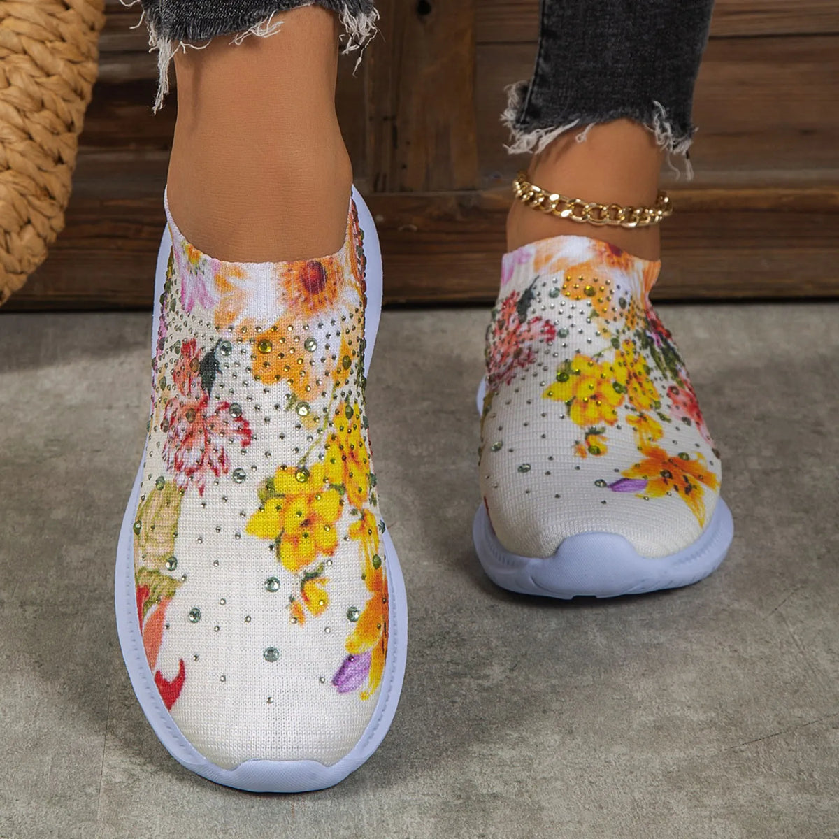 Chaussures vulcanisées décontractées pour femmes, baskets de course à pied, respirantes, à la mode, avec strass et fleurs, idéales pour la randonnée en plein air